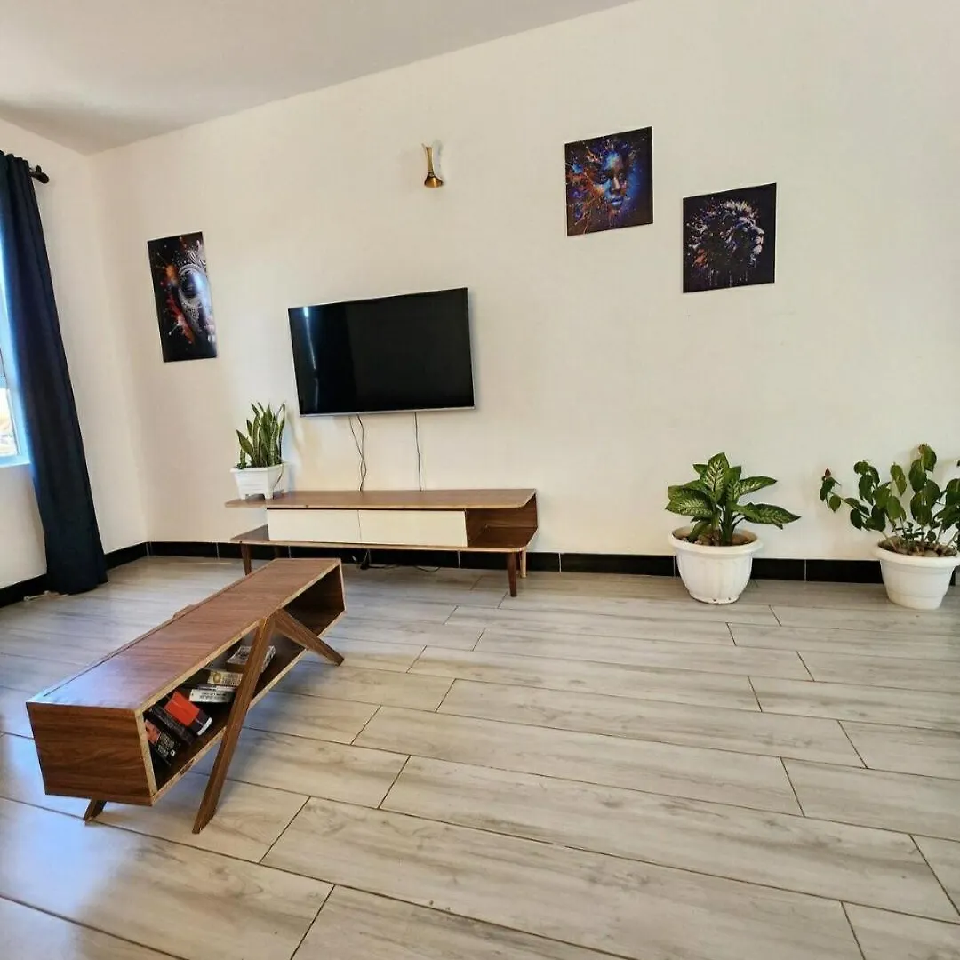 Lakefront Luxury Retreat Munyonyo Kampala